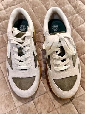 Tory Burch Sneakers